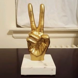 Meet your Posher, April